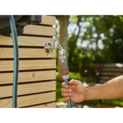 Wandslangenbox RollUp - XL - 35m - Blauw - Gardena 11 Wandslangenbox RollUp - XL - 35m - Blauw - Gardena -FloraHome Verkoopwinkel wandslangenbox rollup xl 35m blauw gardena 4 7